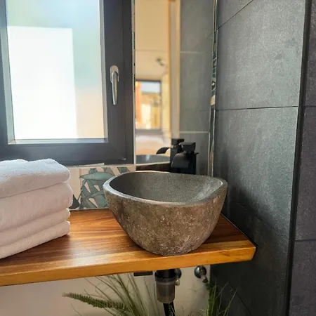 Domaine Des Constellations - Tiny & Bains Nordiques Holiday home *